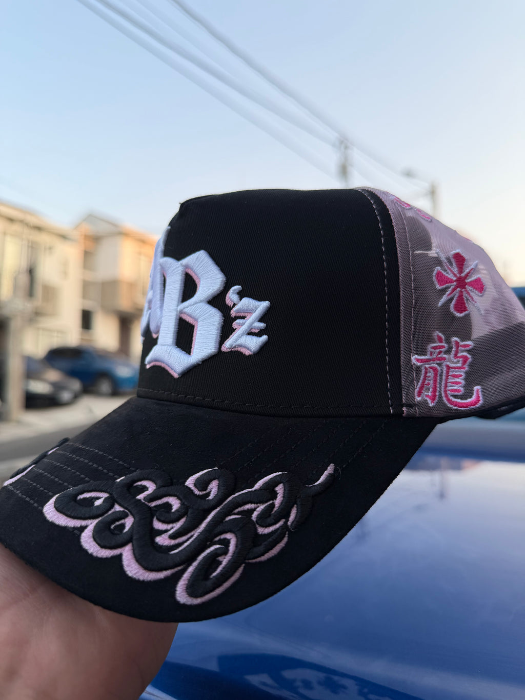 GORRA BÁEZ X SHIFU