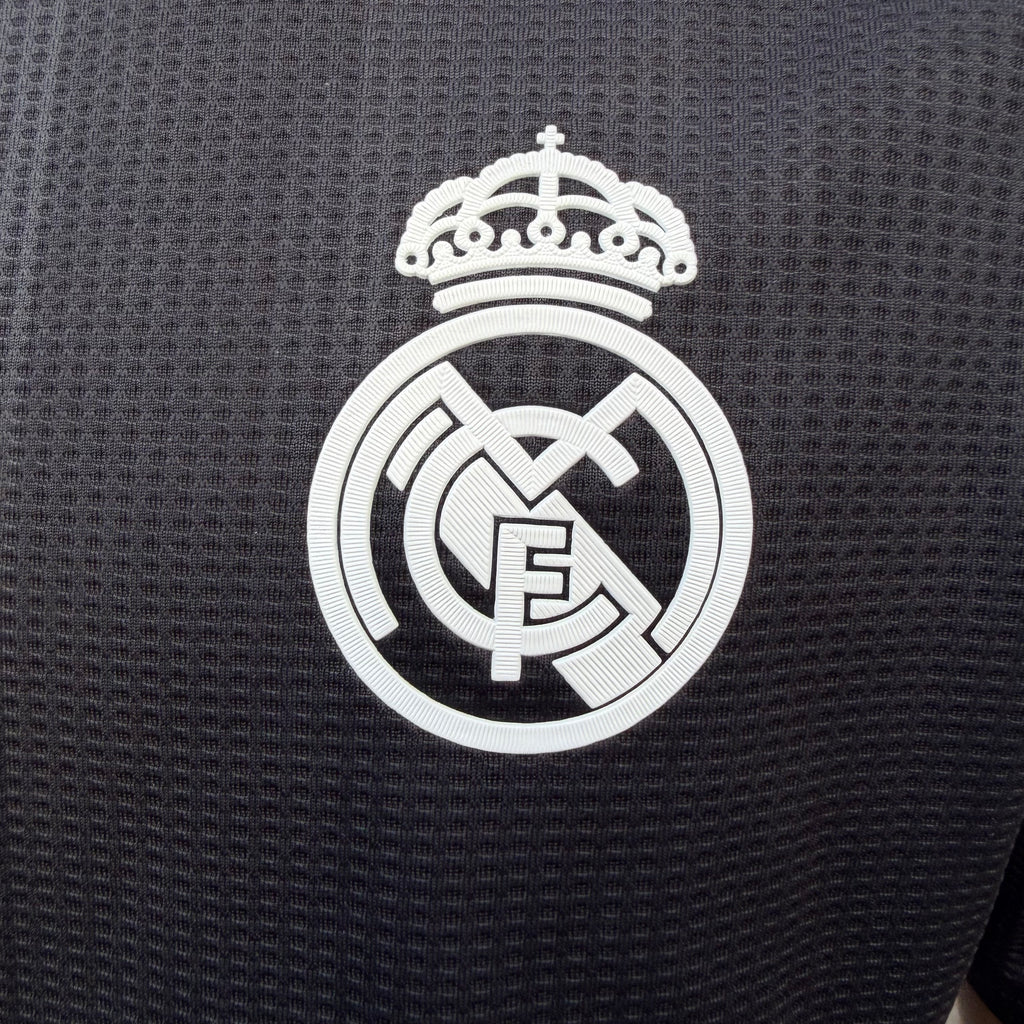 Kit Negro Real Madrid
