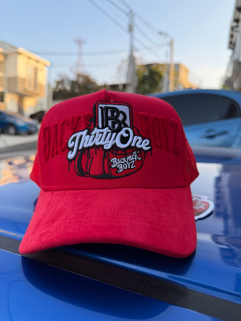 GORRA 31 HATS X BACKPACK BOYZ