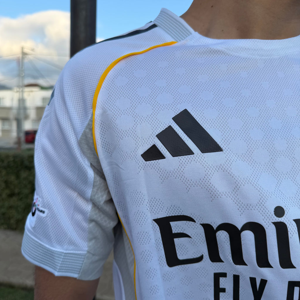 1 Kit Real Madrid 25/26