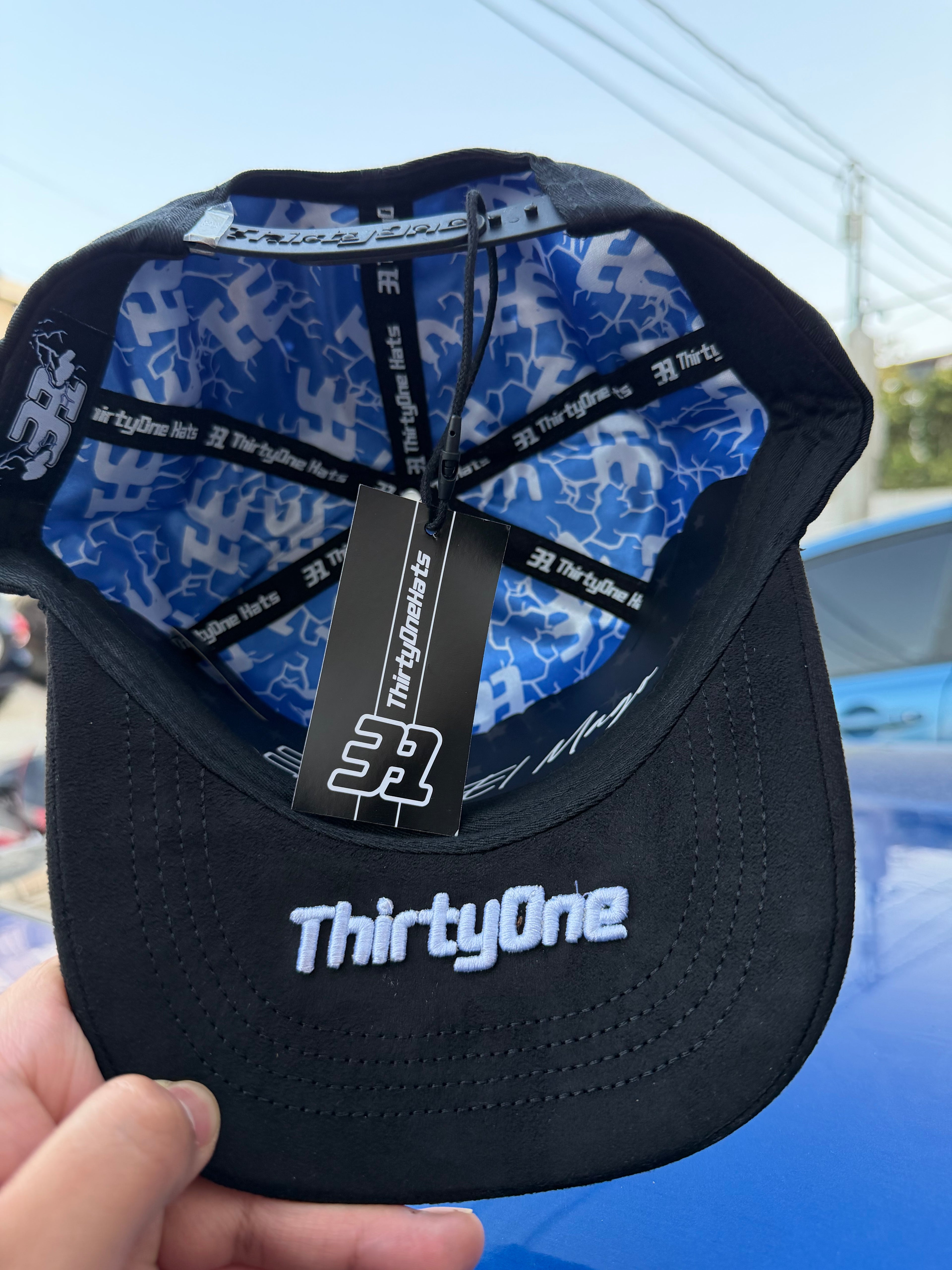 31 HATS “LA Electric Clouds Thunder”
